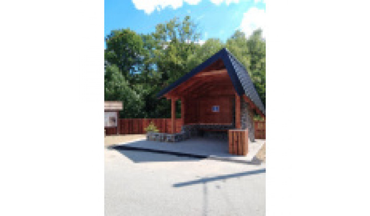 Inovce - Novostavba autobusovej zastávky